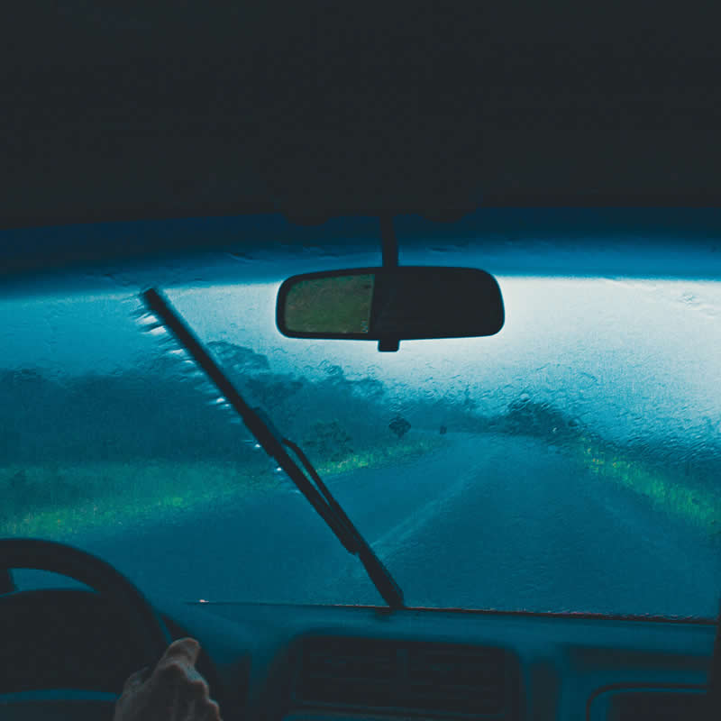 Featured image for “Intervenire sui cristalli delle auto a noleggio: perchè sono importanti efficienza, rapidità e tecnologia applicata”